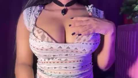 Raya  online show from December 14, 9:19 pm