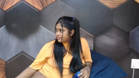 Melz online show from June 18, 9:14 am
