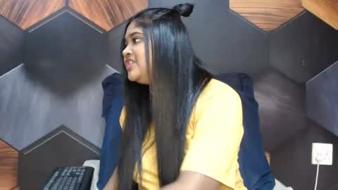 Melz online show from July 13, 6:49 am