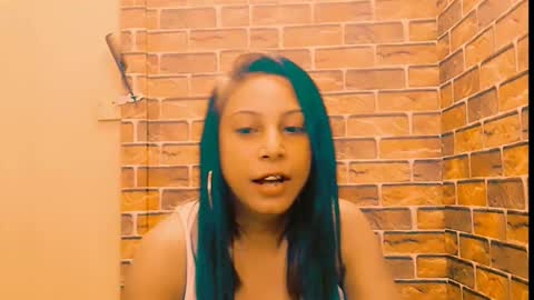 Snapshot of indian_spice_girl chatting on May 31, 11:17 am indian_spice_girl online show from May 31, 11:17 am