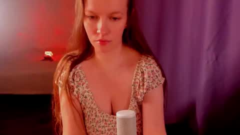 Snapshot of indian_summer_ chatting on November 4, 12:21 am Melissa No Baby or bb sexy etc... online show from November 4, 12:21 am