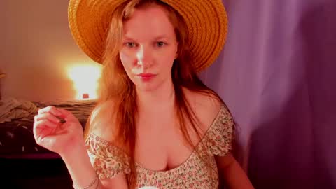 Snapshot of indian_summer_ chatting on May 28, 1:58 am Melissa No Baby or bb sexy etc... online show from May 28, 1:58 am