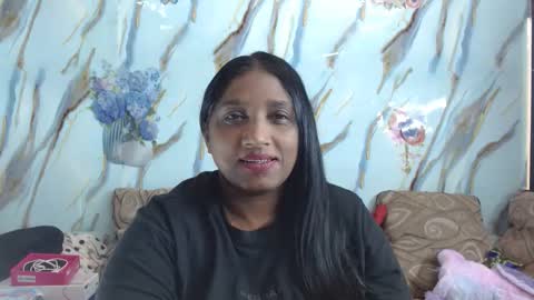 Snapshot of indianblue3 chatting on June 11, 8:34 am tracy online show from June 11, 8:34 am