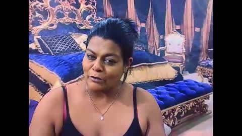 Snapshot of indiancherrypie chatting on November 21, 7:01 pm indiancherrypie online show from November 21, 7:01 pm