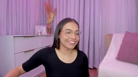 Snapshot of indiancutie_ chatting on March 9, 6:00 pm MIA online show from March 9, 6:00 pm