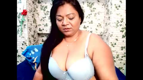 indiandelia online show from February 17, 9:46 am