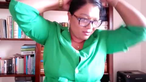 indiandelia online show from September 9, 2:16 pm