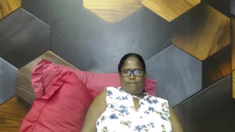 indiandeluxe online show from November 28, 5:32 am