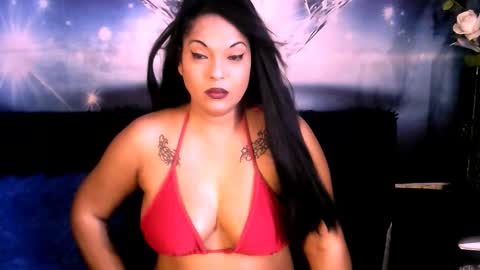 Snapshot of indiandiamond200 chatting on February 18, 6:09 am Lucy online show from February 18, 6:09 am