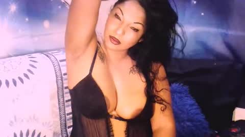 Snapshot of indiandiamond200 chatting on August 6, 5:59 pm Lucy online show from August 6, 5:59 pm