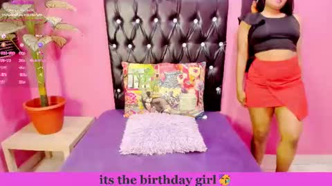 PARADISEQUEEN online show from July 18, 7:01 am