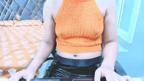indiankittey online show from June 9, 2:01 am