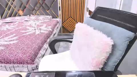 indiankittey online show from July 22, 2:36 am