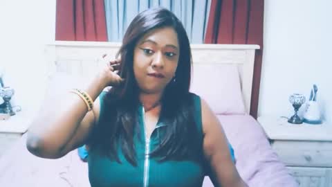 Amy online show from October 28, 8:55 pm