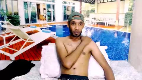 indianmagicmike69 online show from November 18, 5:39 pm