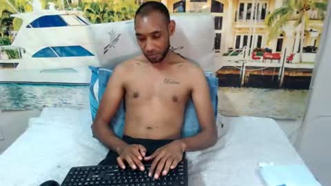 indianmagicmike69 online show from June 26, 6:12 pm