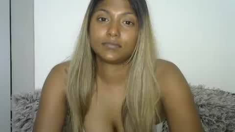 Snapshot of indianqtpie6 chatting on September 27, 6:24 pm indianqtpie6 online show from September 27, 6:24 pm