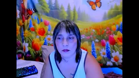 Snapshot of indianroxy27 chatting on May 10, 10:48 pm indianroxy27 online show from May 10, 10:48 pm