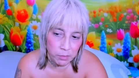 Snapshot of indianroxy27 chatting on July 14, 12:22 pm indianroxy27 online show from July 14, 12:22 pm