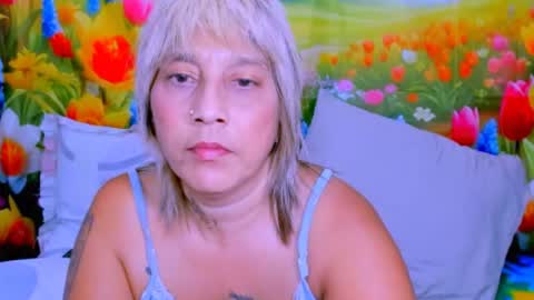 Snapshot of indianroxy27 chatting on July 21, 5:32 am indianroxy27 online show from July 21, 5:32 am