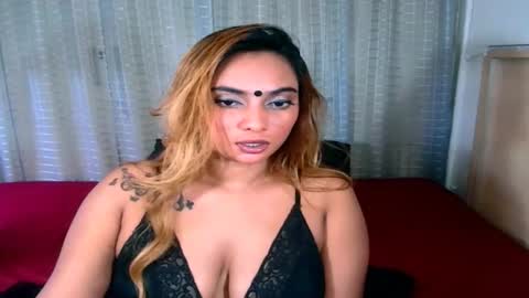 Snapshot of indiansecretlove20 chatting on December 4, 7:17 am goddess online show from December 4, 7:17 am