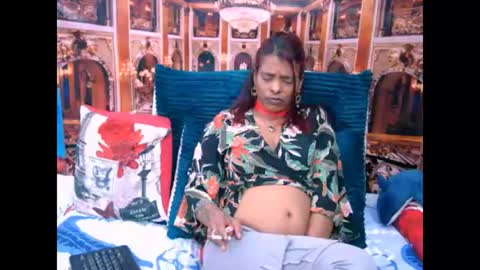 indiansexyass4u2luv online show from June 20, 10:07 am