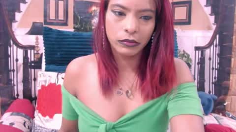 indiansexyass4u2luv online show from July 2, 6:08 am
