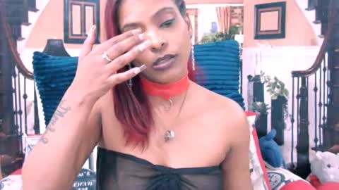 indiansexyass4u2luv online show from July 10, 11:46 am