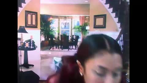 Snapshot of indiansexybutt4u2luv chatting on May 12, 6:21 am indiansexybutt4u2luv online show from May 12, 6:21 am