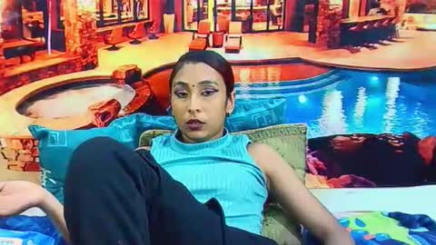 Snapshot of indiansexybutt4u2luv chatting on May 28, 6:43 am indiansexybutt4u2luv online show from May 28, 6:43 am
