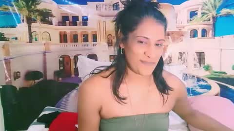 Snapshot of indiansexysmyle chatting on October 26, 5:08 pm Azi online show from October 26, 5:08 pm