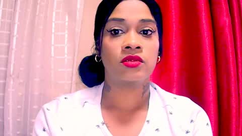 Snapshot of indiansexyy21 chatting on June 29, 1:33 pm indiansexyy21 online show from June 29, 1:33 pm