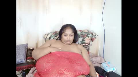 Snapshot of indiantasha chatting on February 26, 10:31 pm indiantasha online show from February 26, 10:31 pm