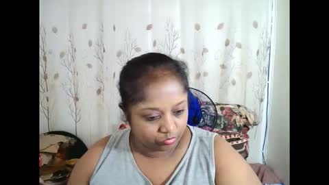 Snapshot of indiantasha chatting on October 30, 11:49 pm indiantasha online show from October 30, 11:49 pm