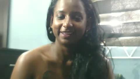 Snapshot of indiantina01 chatting on December 2, 11:12 am tina online show from December 2, 11:12 am