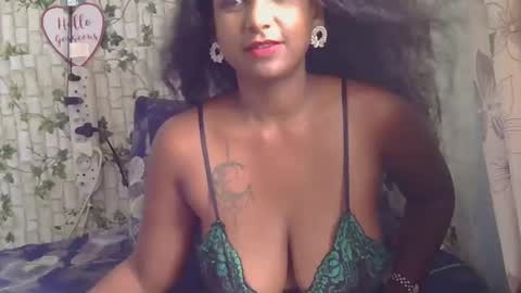 Snapshot of indiantina01 chatting on February 9, 8:11 am tina online show from February 9, 8:11 am