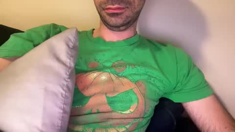 Snapshot of indiscriminator chatting on February 7, 5:44 am just1dude online show from February 7, 5:44 am