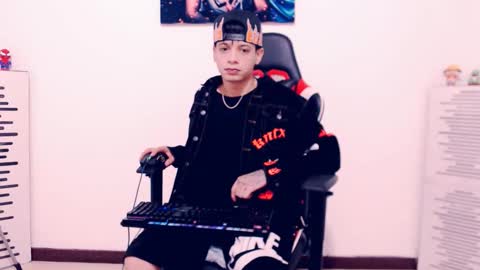 Snapshot of indomitablebeast chatting on March 16, 12:17 am matias online show from March 16, 12:17 am