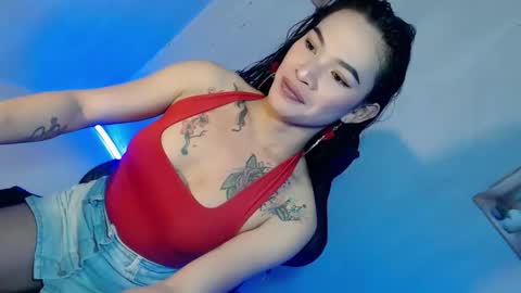 Mae online show from April 11, 11:14 am