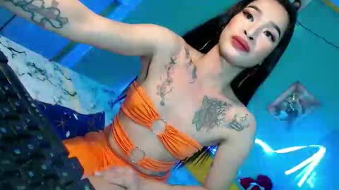 Mae online show from April 21, 10:54 am