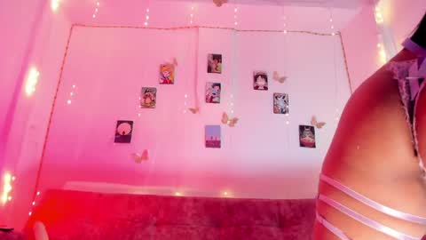 Snapshot of ineedmydaddy_ chatting on June 2, 1:51 am Luna online show from June 2, 1:51 am