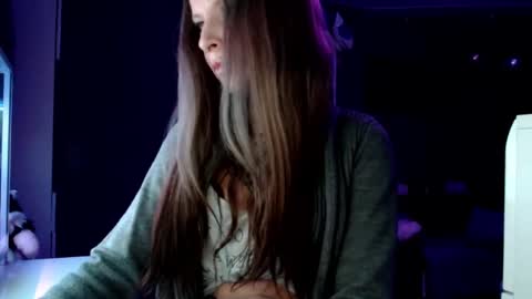 Snapshot of inesdesire chatting on January 30, 6:21 pm InesDesire online show from January 30, 6:21 pm