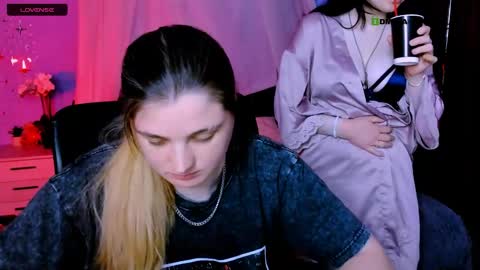 inga_gree online show from April 6, 7:04 pm