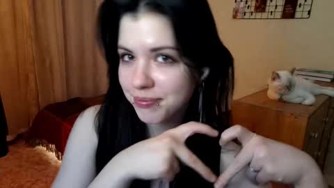 Mia online show from March 17, 3:26 pm