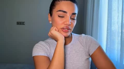 Vusi online show from April 22, 2:40 pm