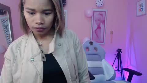 ingrid03_taffur online show from November 2, 1:35 pm