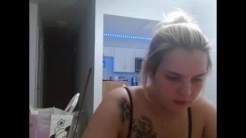 Snapshot of ingrid6969 chatting on October 3, 5:43 pm Ingrid online show from October 3, 5:43 pm