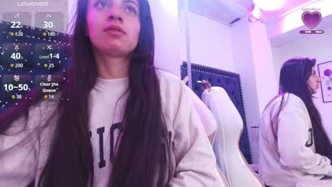 Snapshot of ingrid_rodriguezz chatting on November 12, 3:51 am Ingrid online show from November 12, 3:51 am