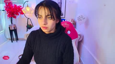 Snapshot of ingrid_rodriguezz chatting on November 18, 8:08 am Ingrid online show from November 18, 8:08 am