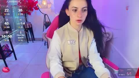 Snapshot of ingrid_rodriguezz chatting on December 1, 7:41 pm Ingrid online show from December 1, 7:41 pm